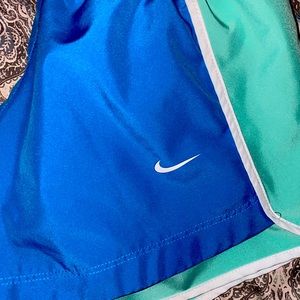 Girls (kids ) Nike shorts size medium